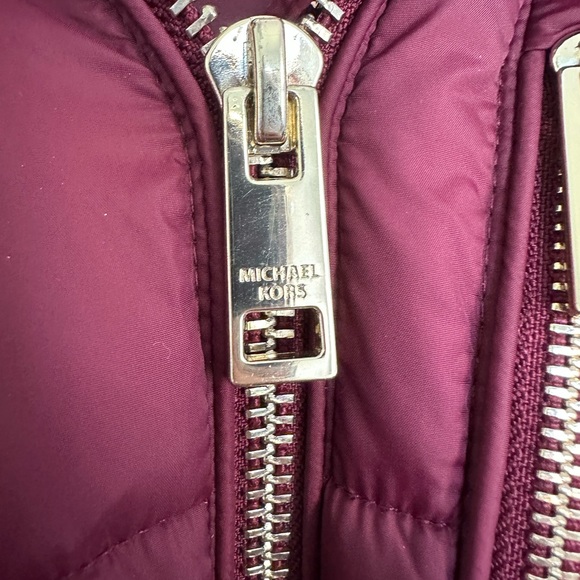 Perfect Condition Michael Kors Puffy Coat Jacket Raspberry Maroon Fur Hood - Picture 8 of 9
